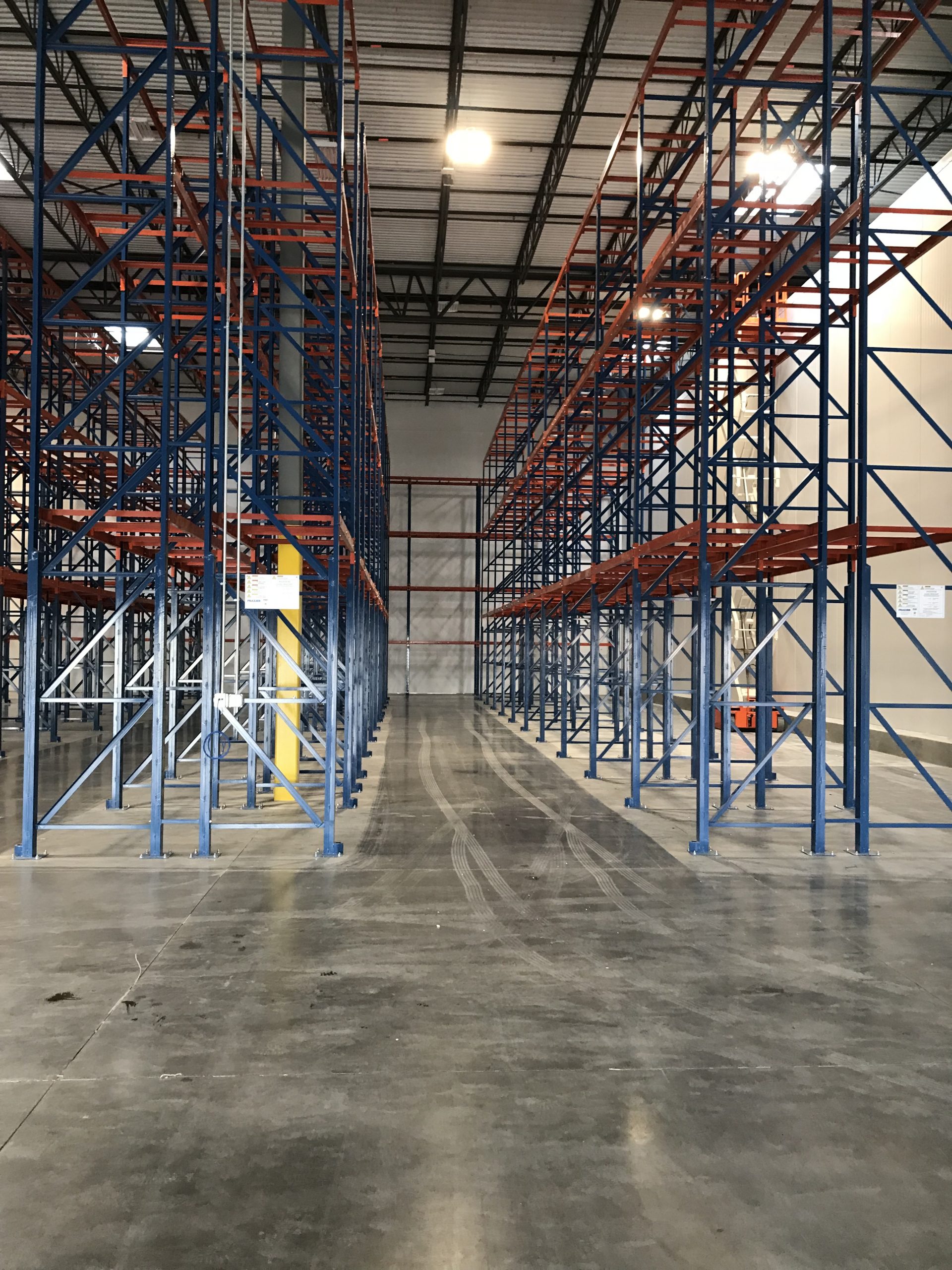 Quality Custom Distribution Western Storage and Handling