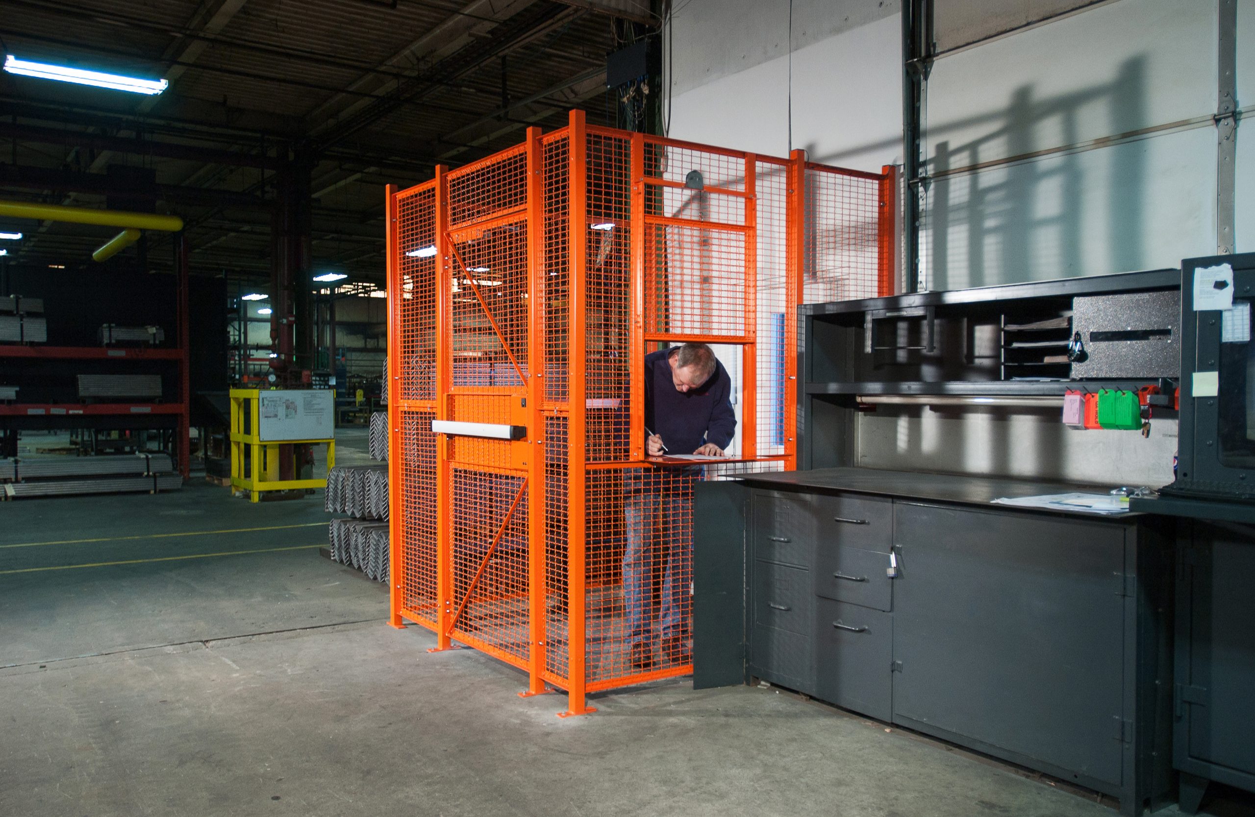 WireCrafters-Driver-Access-Cage-Service-Window - Western Storage and Handling WireCrafters-Driver-Access-Cage-Service-Window